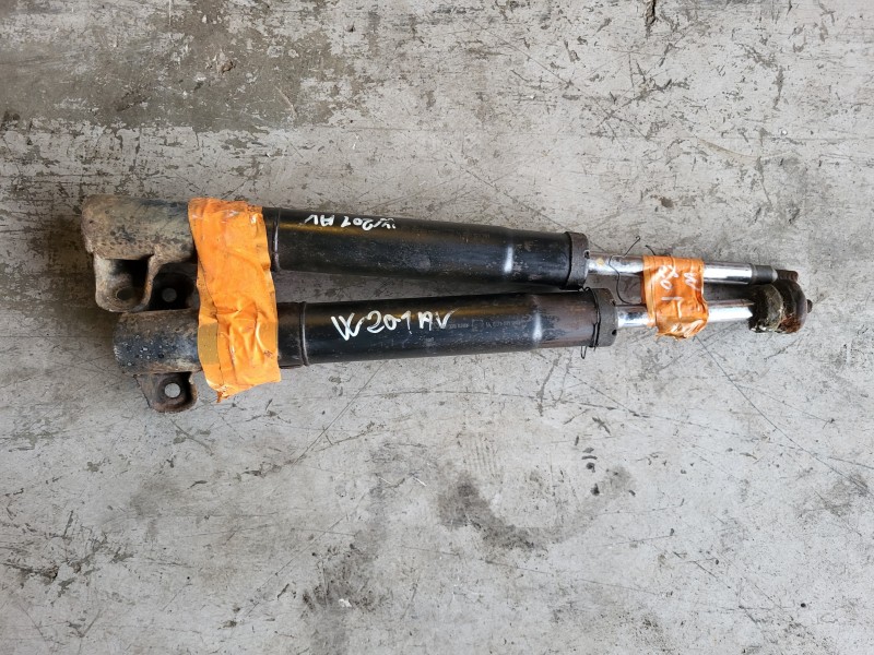 amortisseur de Mercedes w201 