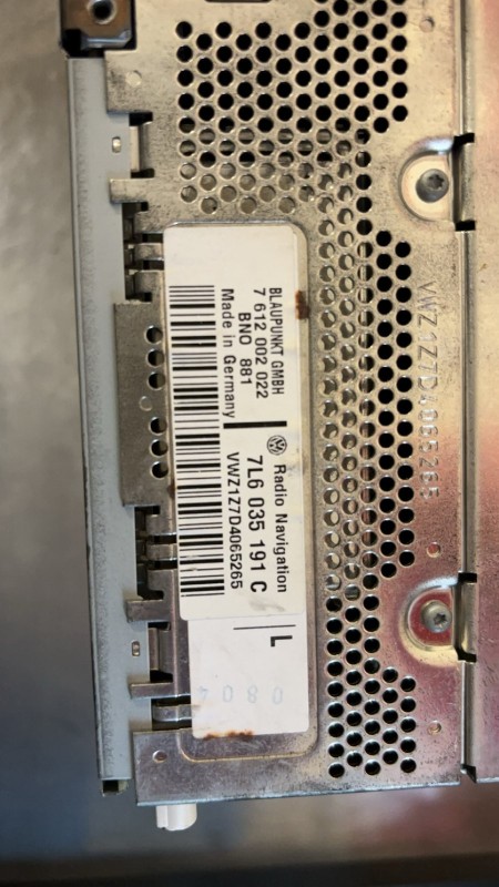 7l6035191c poste gps vw touareg de 2004
