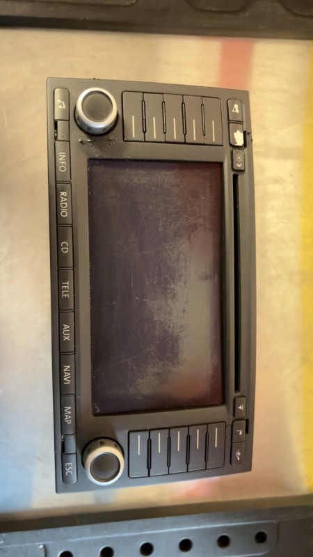 7l6035191nx gps touareg 2008