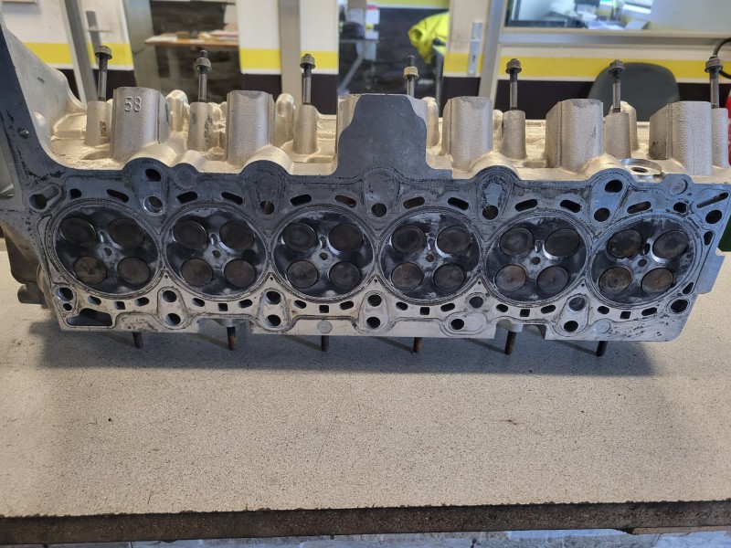 7792753 culasse bmw 335d  