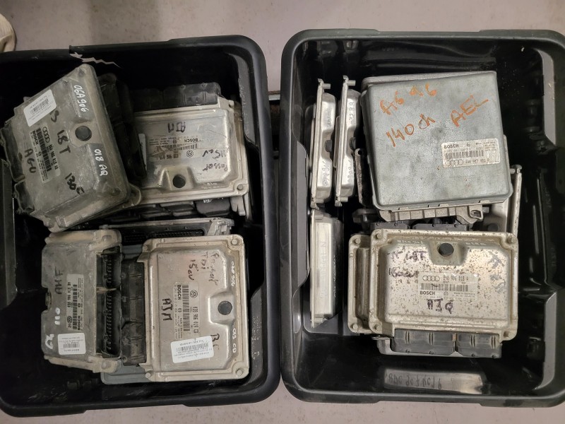 calculateur moteur audi et volskwagen 