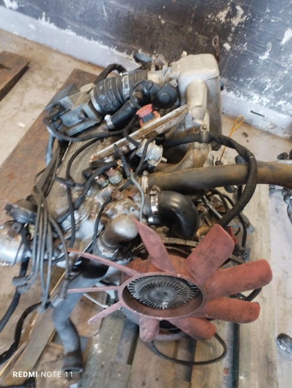 moteur bmw 528i e28 60 000km