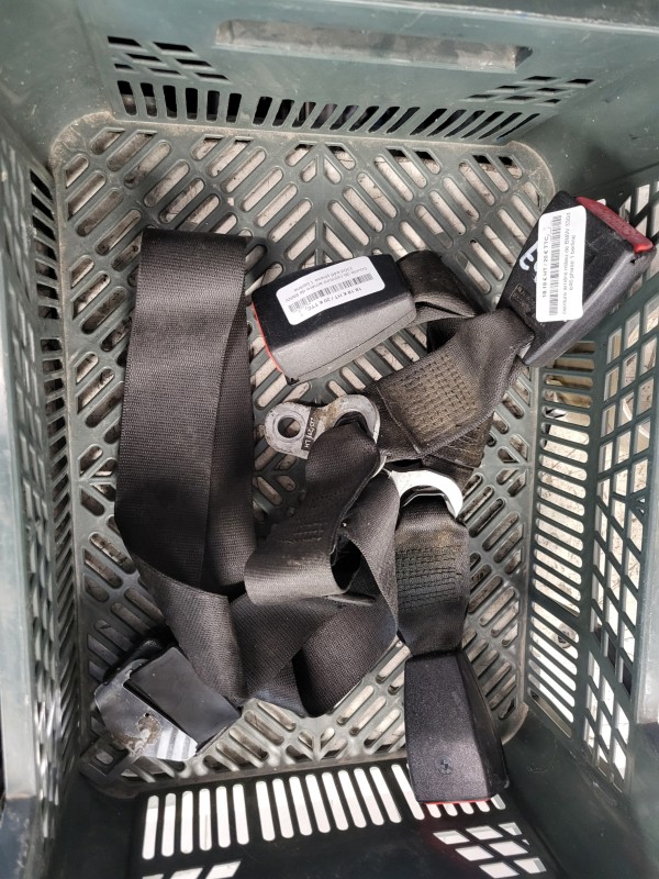 pretentionneur de ceinture bmw e46