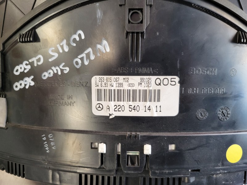 compteur Mercedes cl500
a2205401411