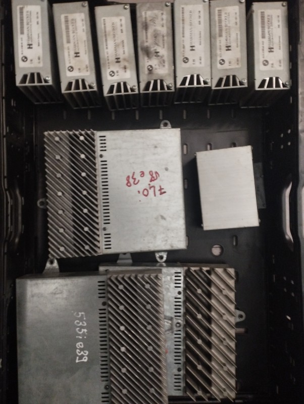 amplificateur audio de BMW 