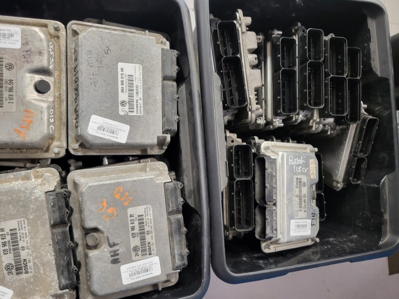 calculateur moteur audi et volskwagen 