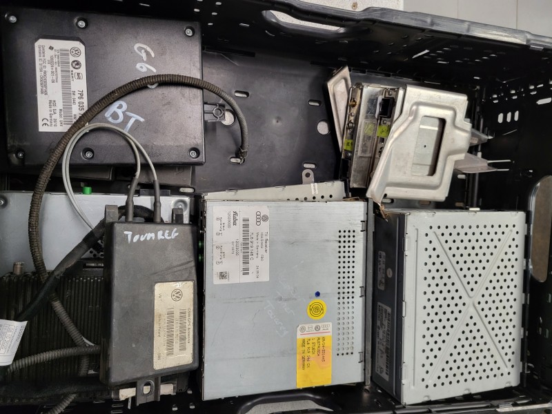 boîtier Bluetooth et tuner audi vw et Porsche 