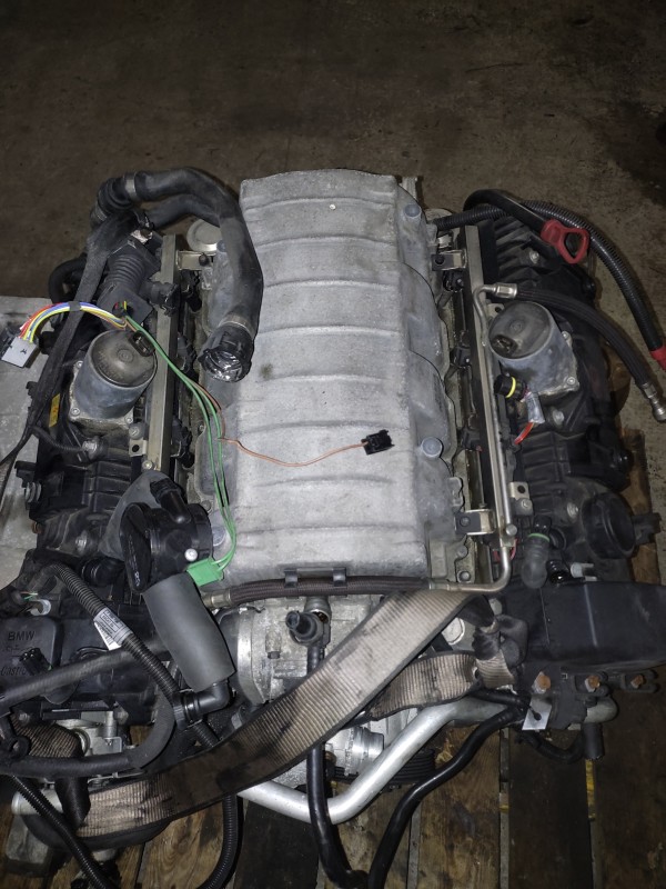 moteur BMW 735i e65 