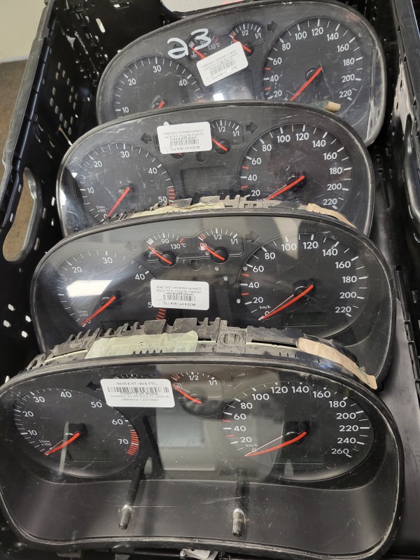 compteur golf 4 ou bora
